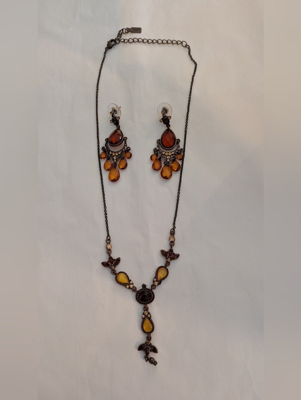 1928 Amber and Brown Teardrop Necklace with Matching Earrings